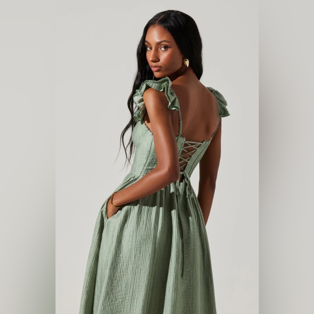 ASTR Bustier Midi Dress in Sage Green - Picture 5 of 10